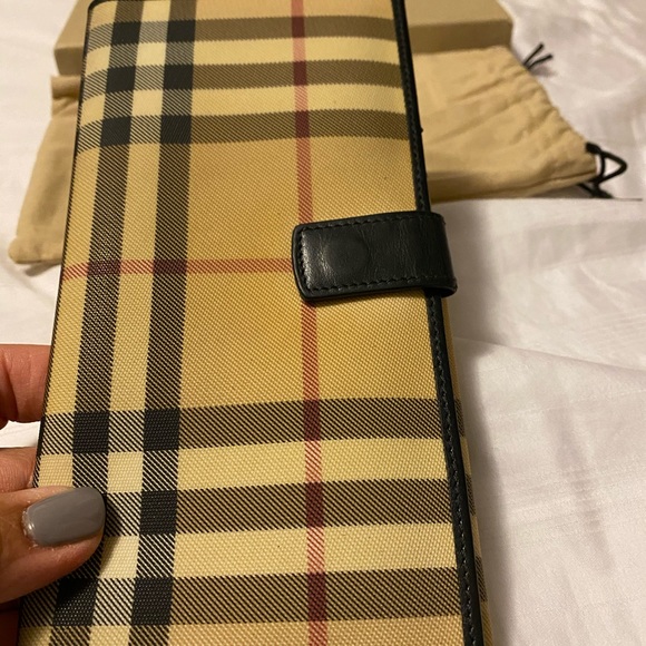 Burberry long Wallet - Picture 15 of 16